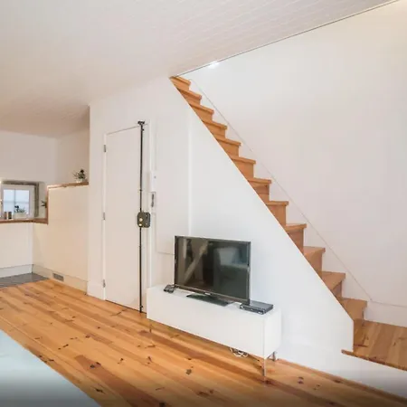 Rose Apartment